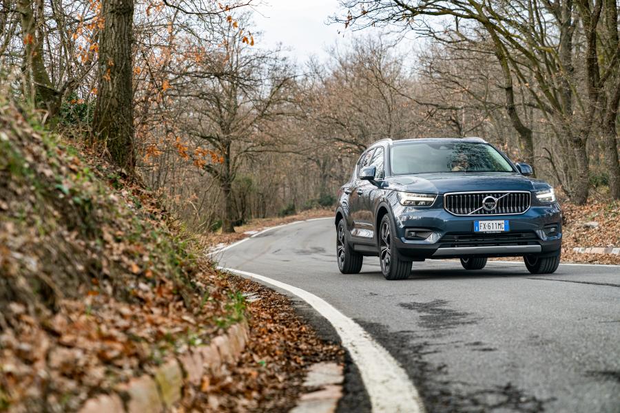 Volvo XC40 T5 Plug-in Hybrid Inscription 2020 года  (WW) (фото 11 из 44)